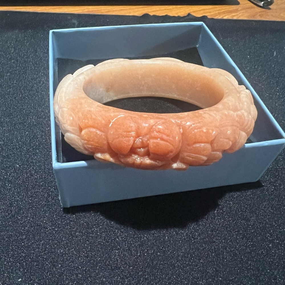 Jade Carved Bracelet in Peach